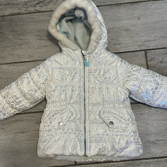 Carter's Other - Carter's Baby/Toddler Girl's White Foil Print Puffer Jacket. Size 24M